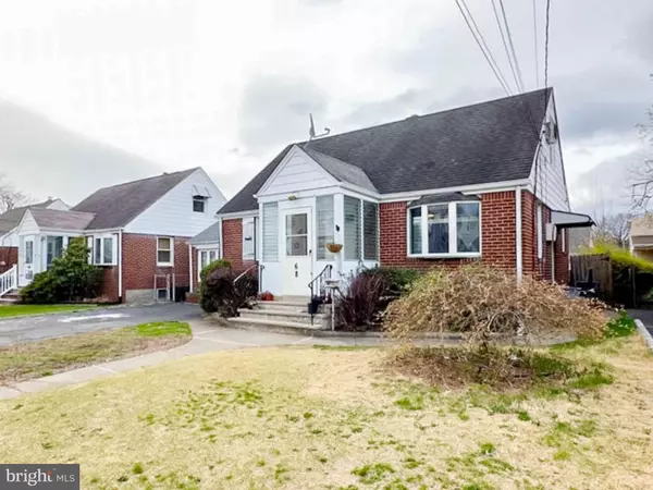 Elmwood Park, NJ 07407,68 17TH AVE