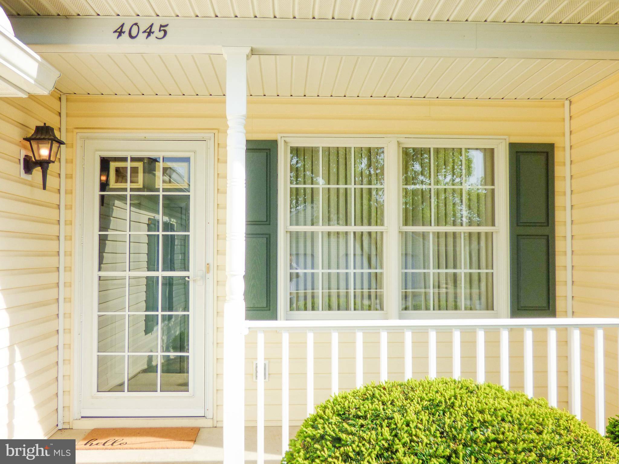York, PA 17402,4045 WOODSPRING LN #4045