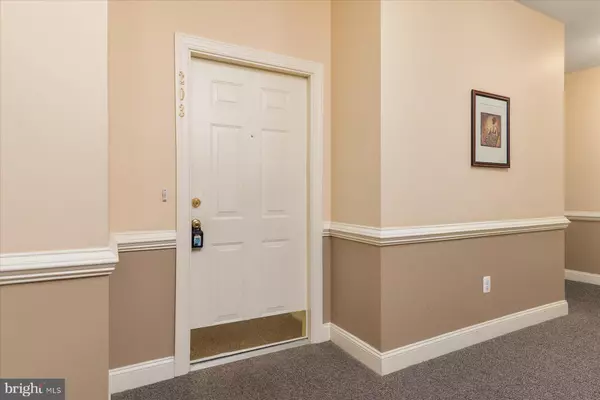 Bowie, MD 20716,15618 EVERGLADE LN #203