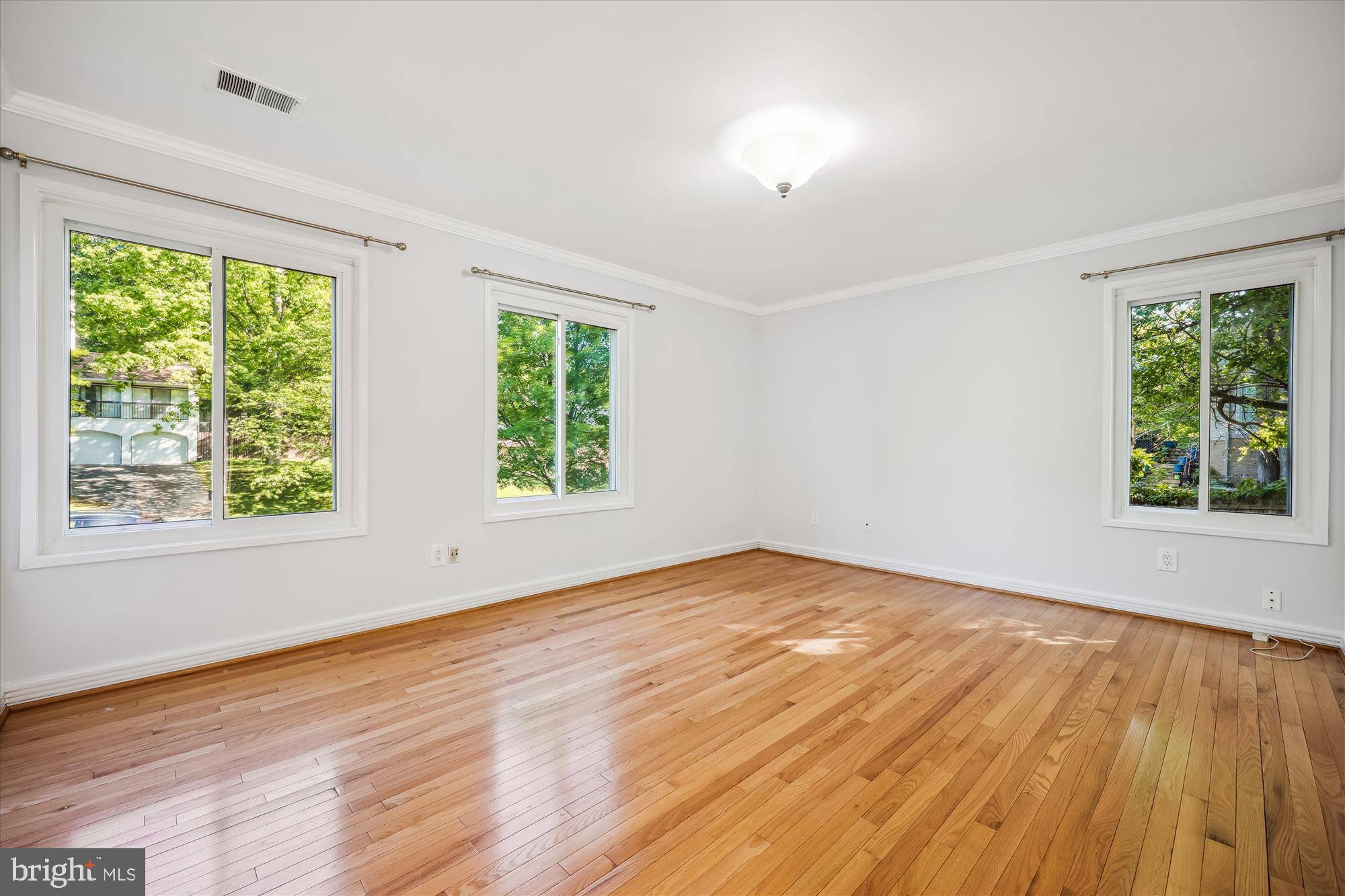 Cabin John, MD 20818,7916 CYPRESS GROVE LN