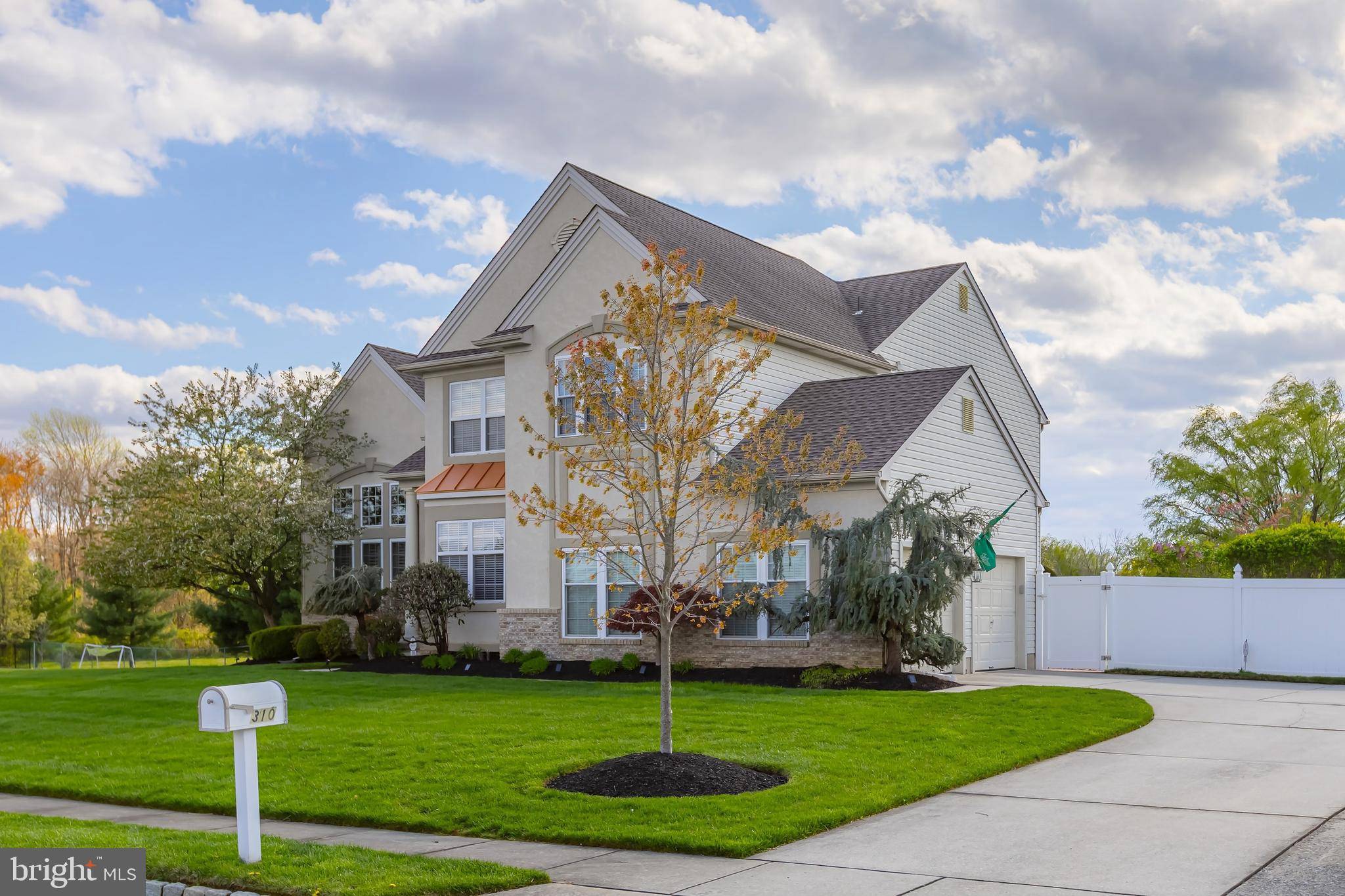 Mullica Hill, NJ 08062,310 ROLLING BROOK WAY