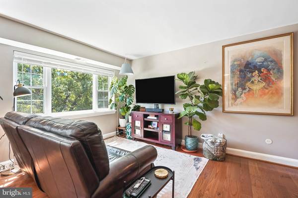 1305 N ODE ST N #332, Arlington, VA 22209