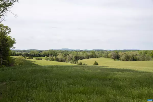 3729 A REAS FORD LN, Earlysville, VA 22936