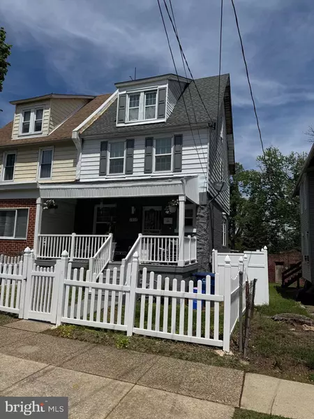 1017 LAWRENCE AVE, Darby, PA 19023