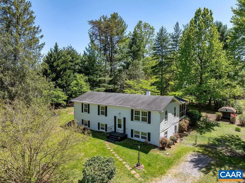 Crozet, VA 22932,5741 PINE LN