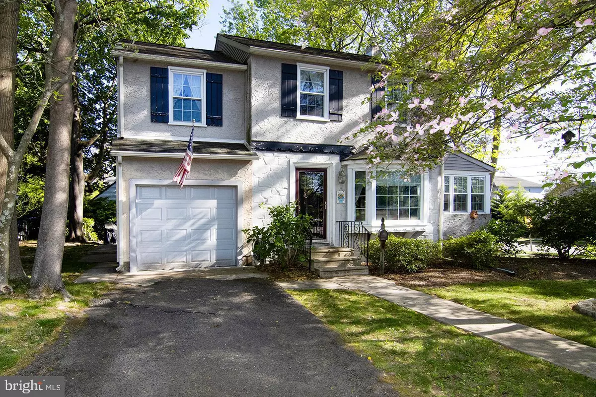 Haddonfield, NJ 08033,1108 W MOUNT VERNON AVE
