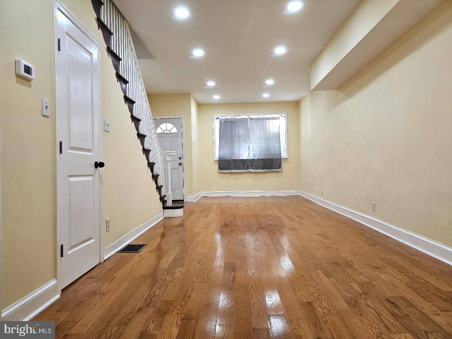 Philadelphia, PA 19145,1914 S 23RD ST