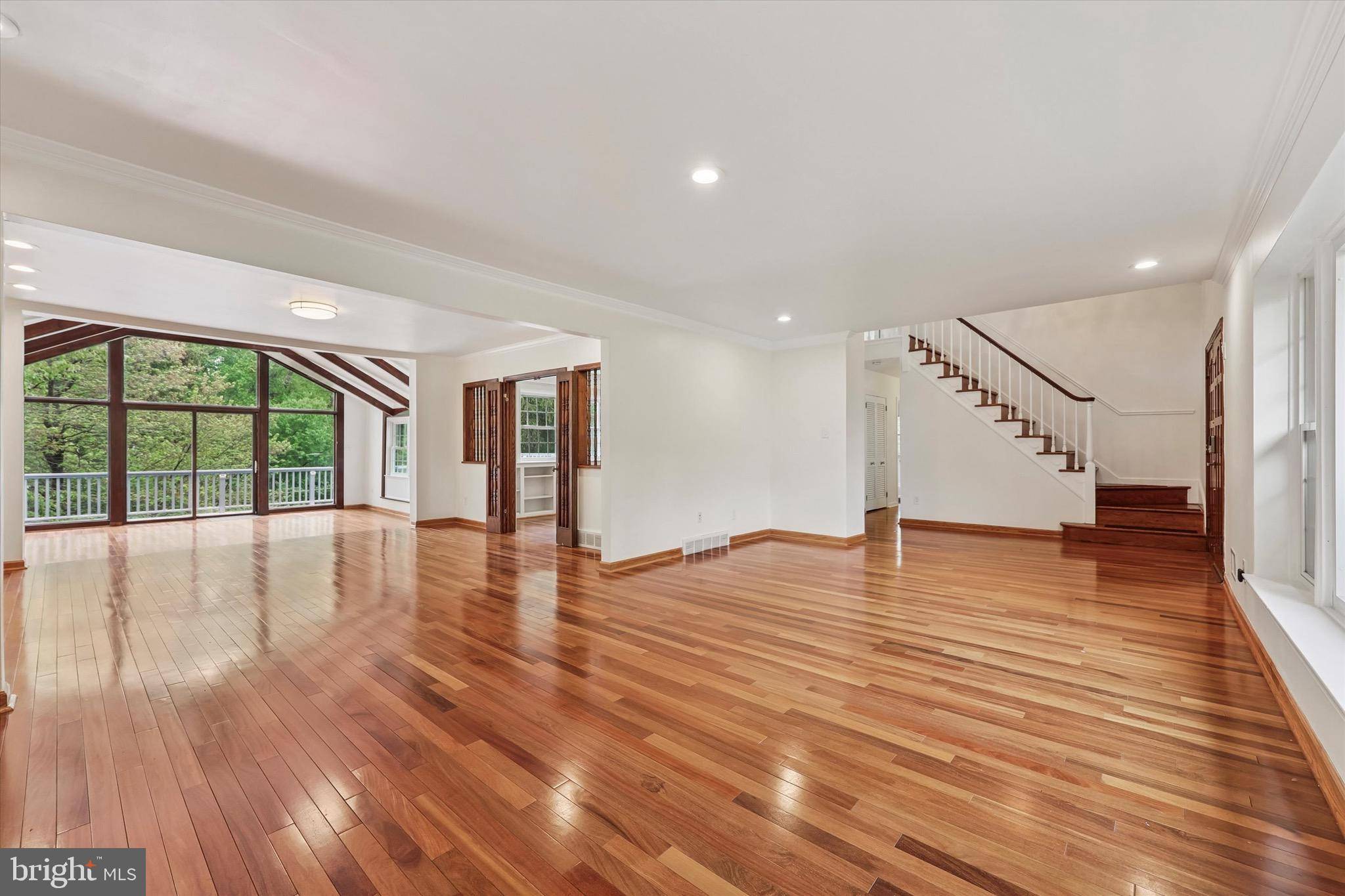 Gladwyne, PA 19035,527 CONSHOHOCKEN STATE RD