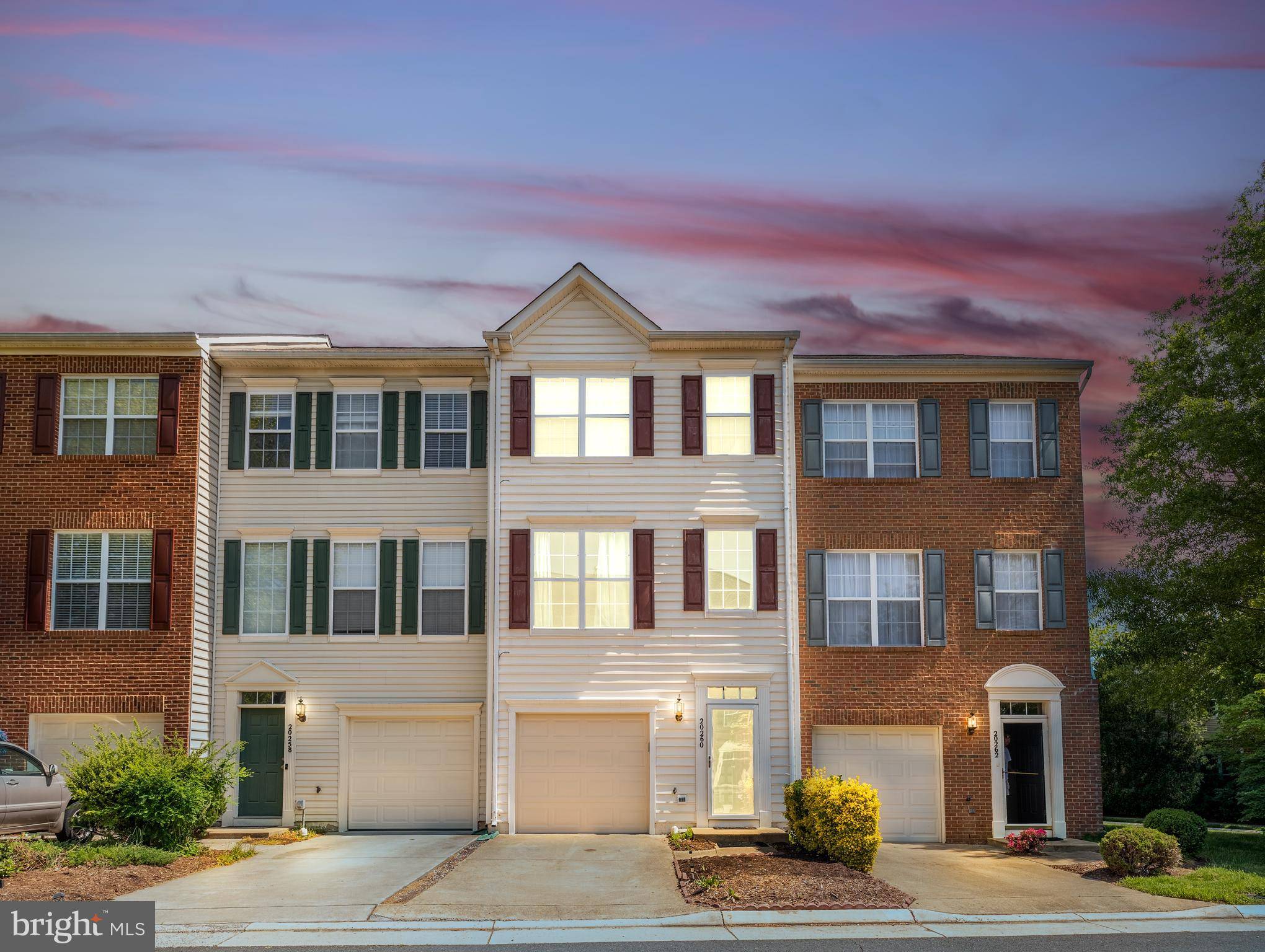 20260 BROOKVIEW SQ, Ashburn, VA 20147