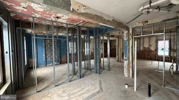 Washington, DC 20009,1745 KALORAMA RD NW #101