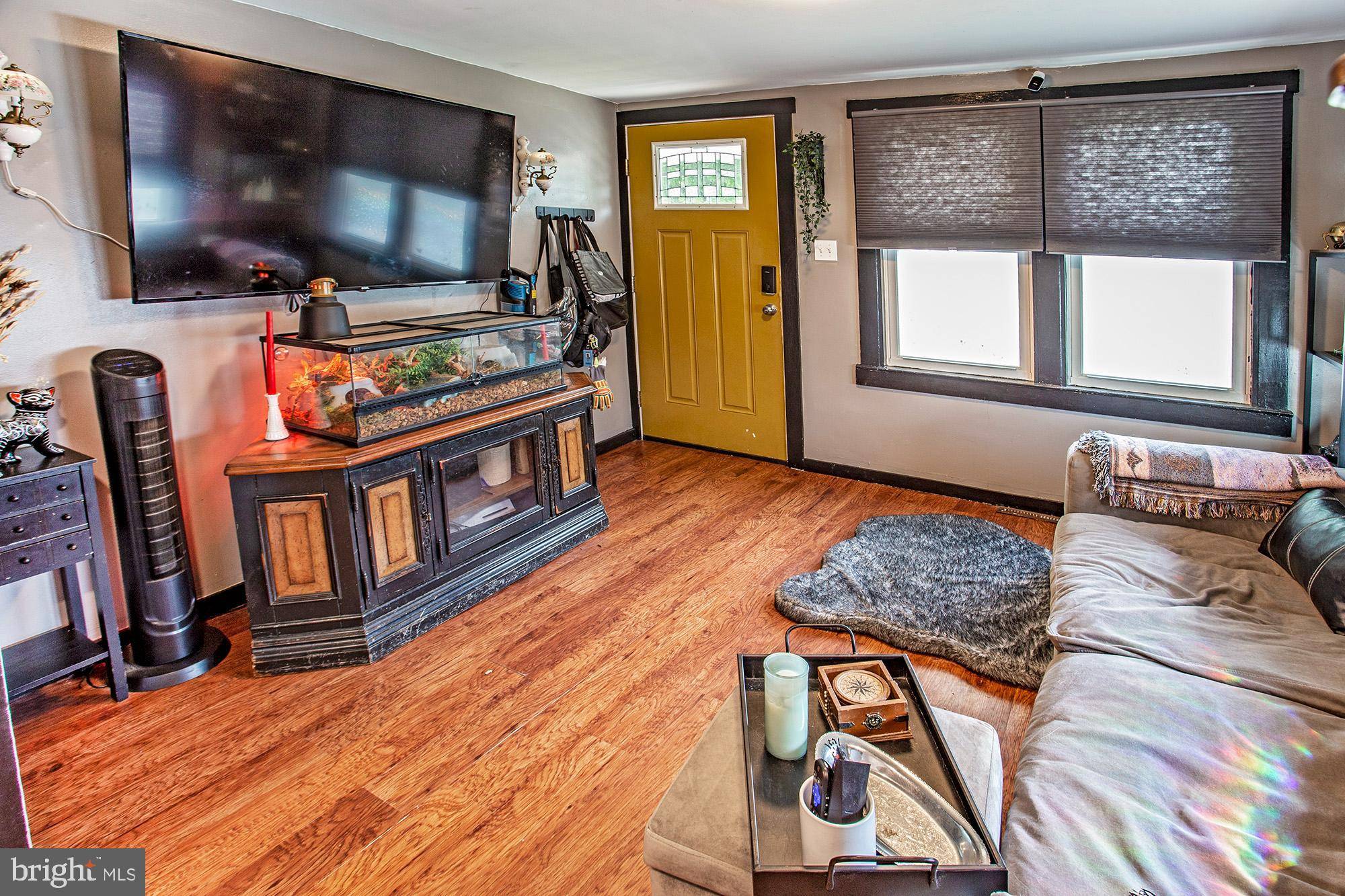Pennsville, NJ 08070,103 DUNN LN