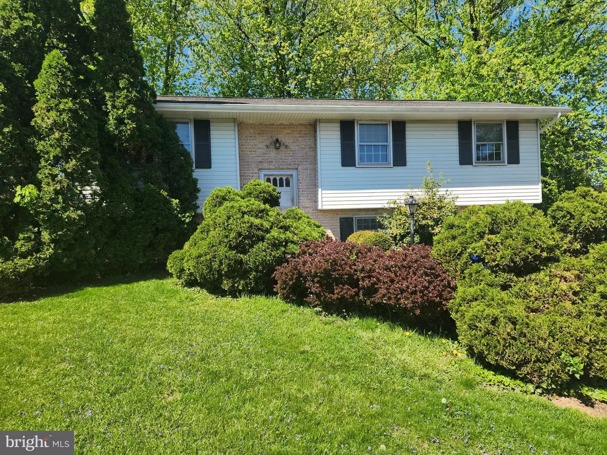 Leola, PA 17540,12 CIRCLE VIEW DR
