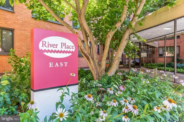 Arlington, VA 22209,1021 ARLINGTON BLVD #237