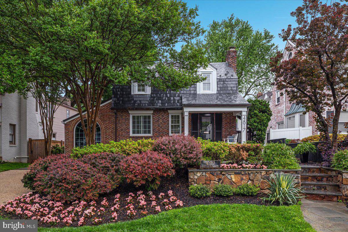 Chevy Chase, MD 20815,4817 CHEVY CHASE BLVD