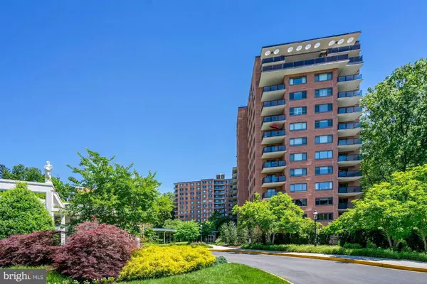 Washington, DC 20016,4201 CATHEDRAL AVE NW #301E