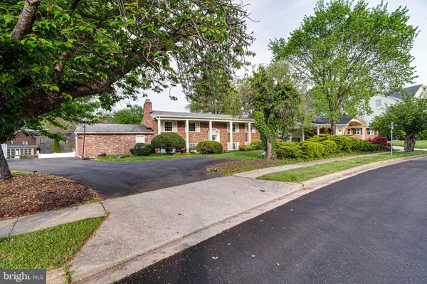Mclean, VA 22101,1631 CECILE ST