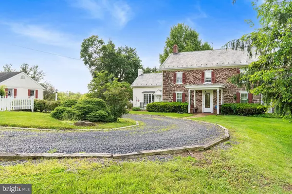 Coopersburg, PA 18036,2046 PLEASANT VIEW RD