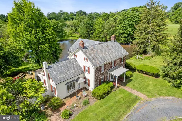 Coopersburg, PA 18036,2046 PLEASANT VIEW RD