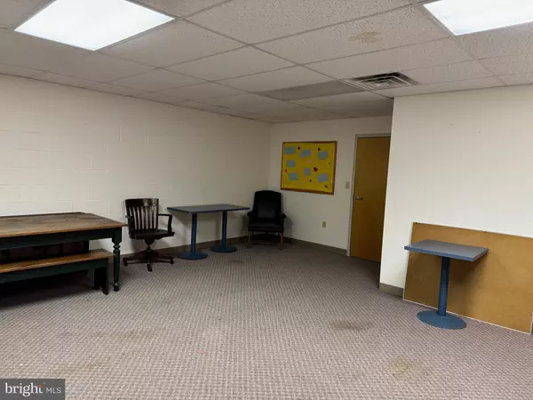 Birdsboro, PA 19508,235 W 2ND ST