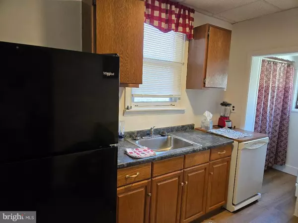 Philadelphia, PA 19120,5824 N MARSHALL ST