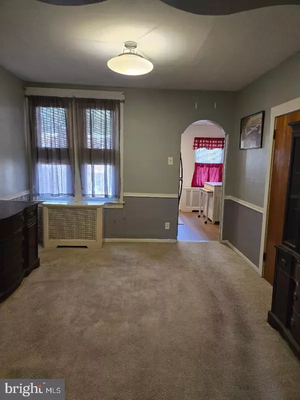 Philadelphia, PA 19120,5824 N MARSHALL ST