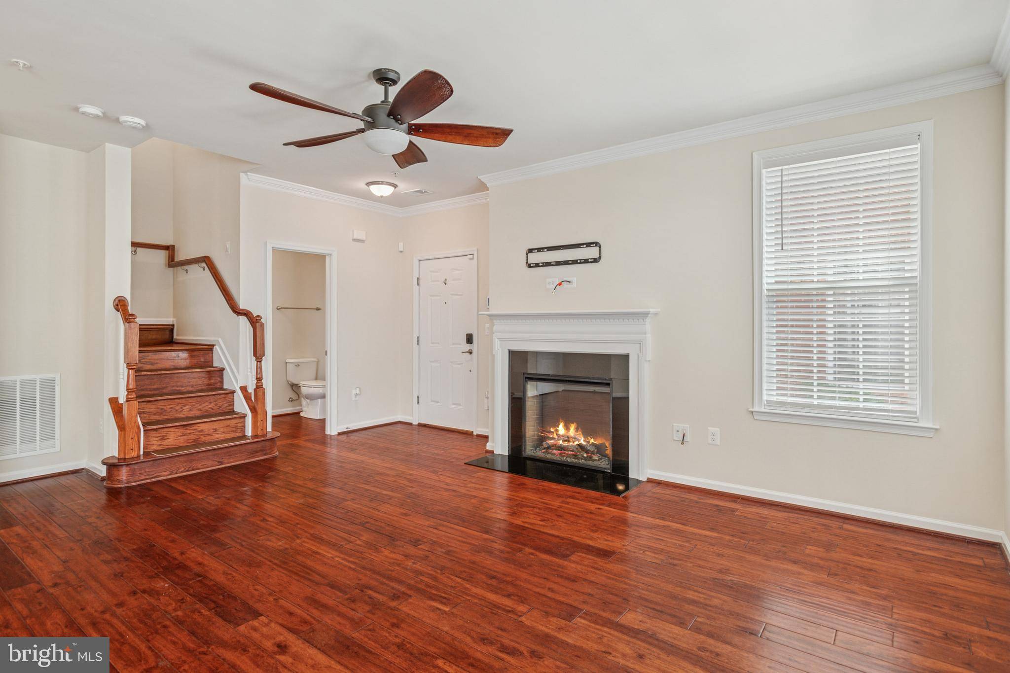 Broadlands, VA 20148,42621 CAPITOL VIEW TER