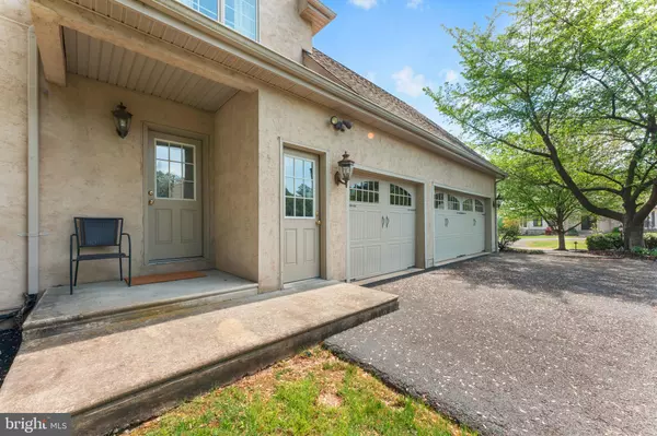 Meadowbrook, PA 19046,1061 LAUREL HILL LN