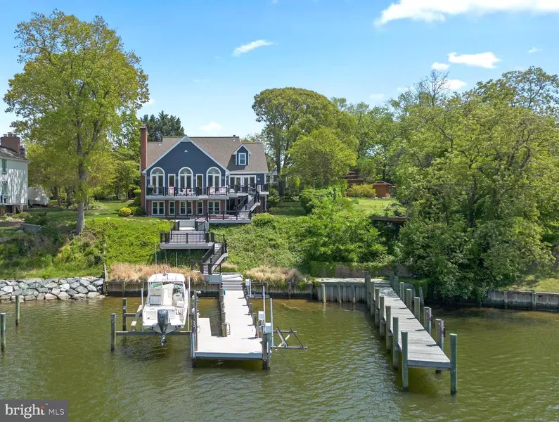 910 LYNCH DR, Arnold, MD 21012