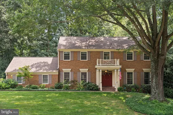 7707 CROSSOVER DR, Mclean, VA 22102