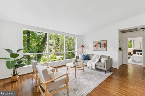 Kensington, MD 20895,4008 WEXFORD DR