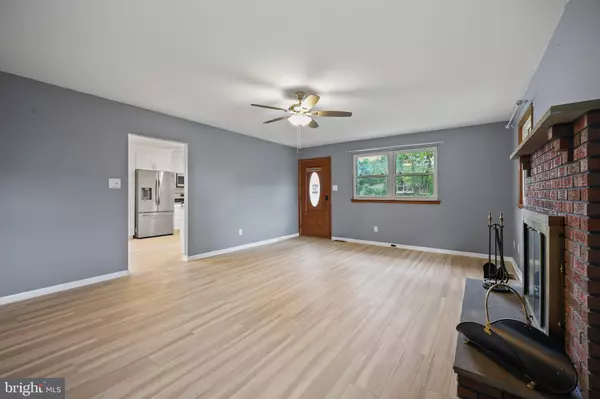 West Deptford, NJ 08086,39 RIVERVIEW AVE
