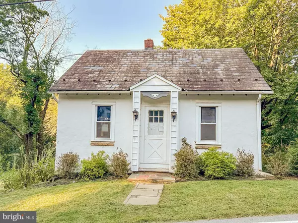 3112 HONEYSUCKLE RD, Bethlehem, PA 18015