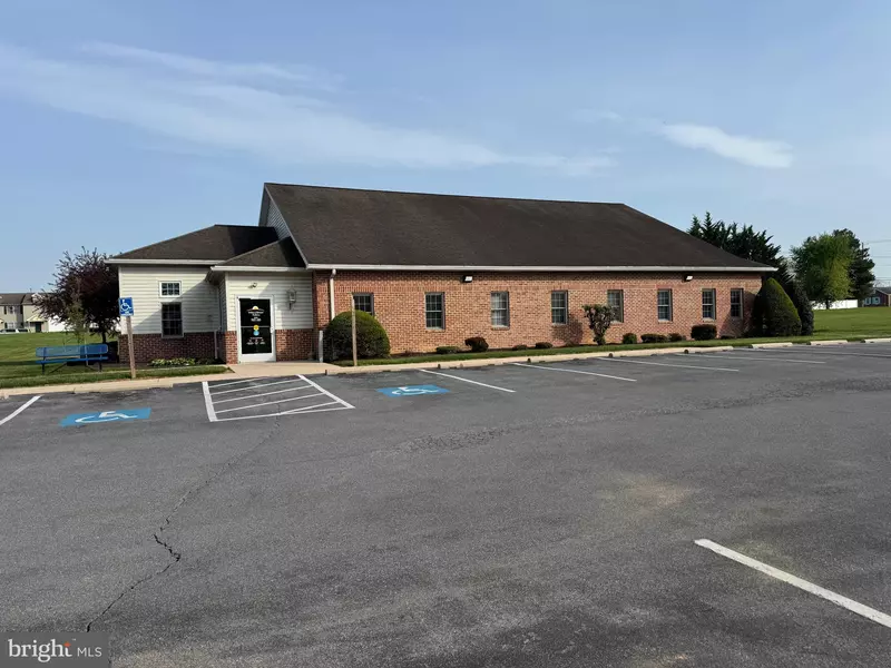 1920 SCOTLAND AVE, Chambersburg, PA 17201