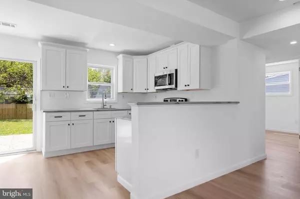 Levittown, PA 19057,24 VIOLET RD