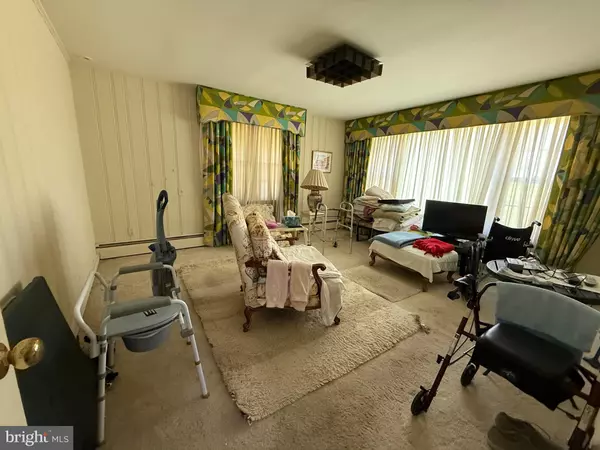 Yardley, PA 19067,1208 EVERGREEN RD