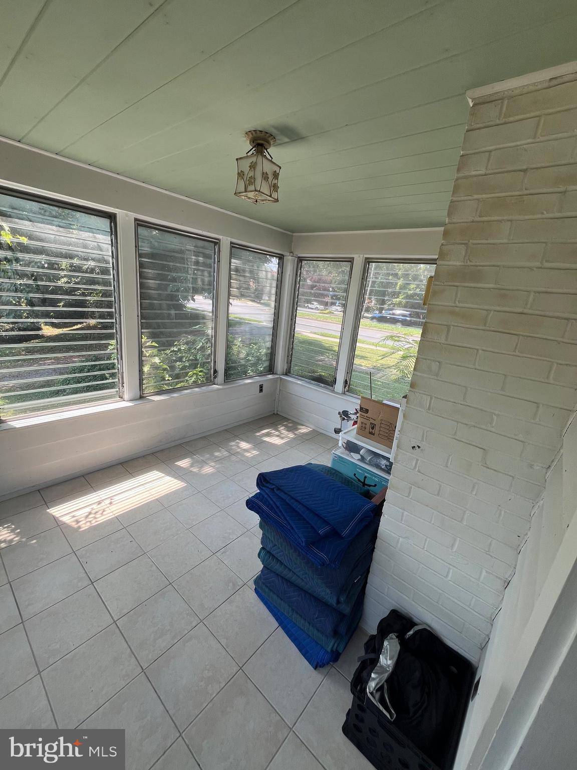 Fairfax, VA 22031,9634 BLAKE LN