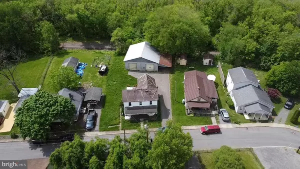 202 LEE ST,  Paw Paw,  WV 25434