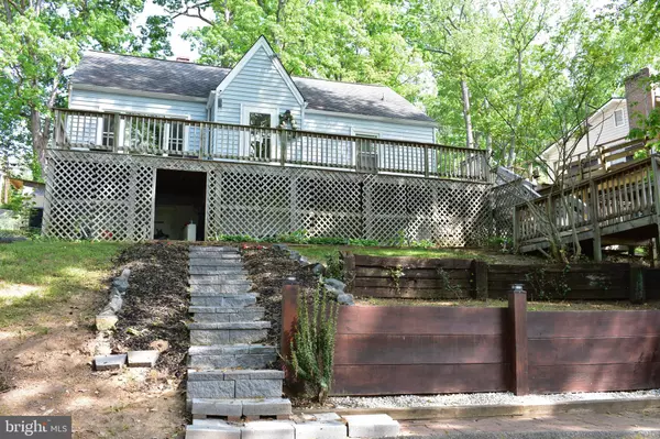 Triangle, VA 22172,19127 WINDSOR RD