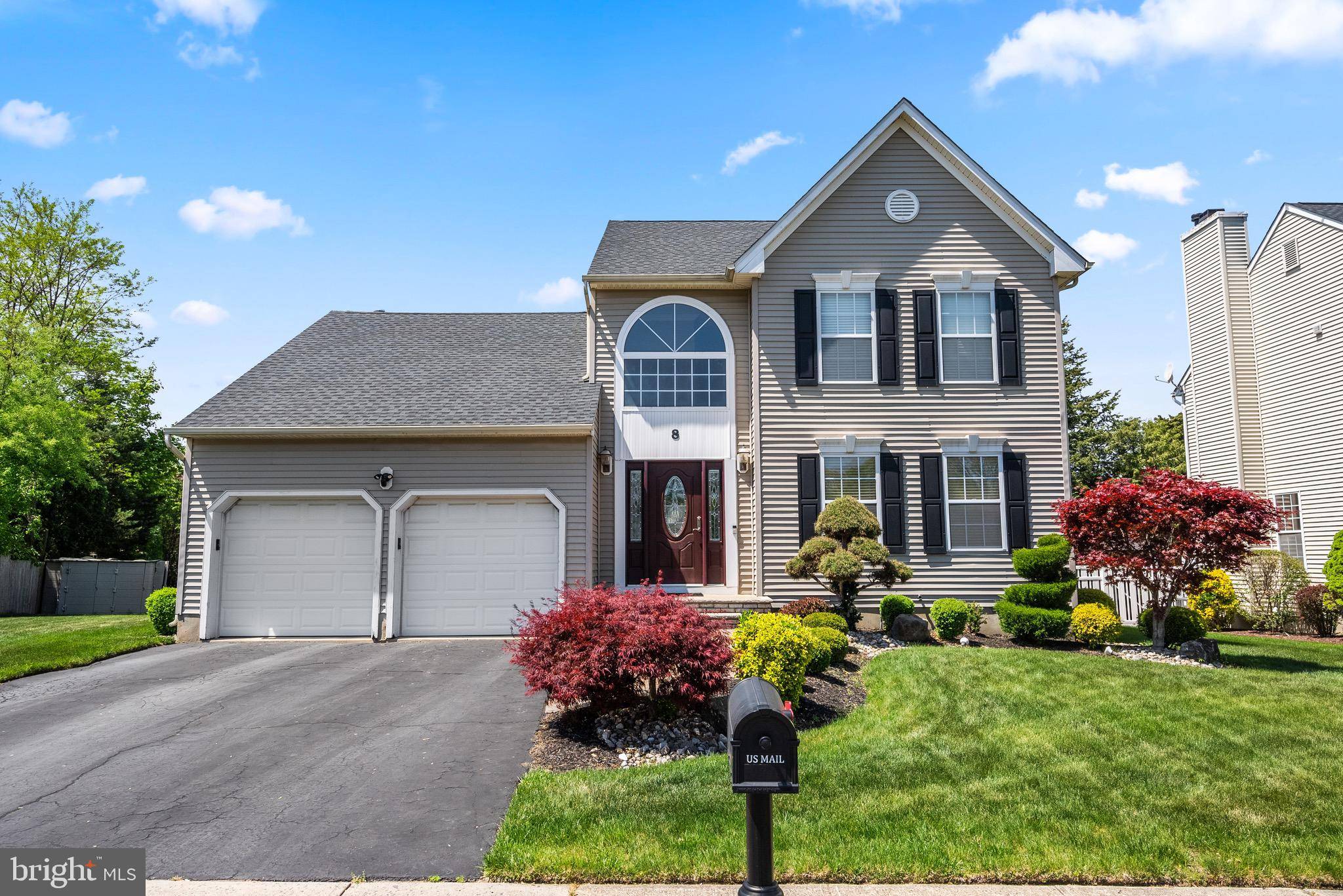 8 CONGRESS LN, South River, NJ 08882
