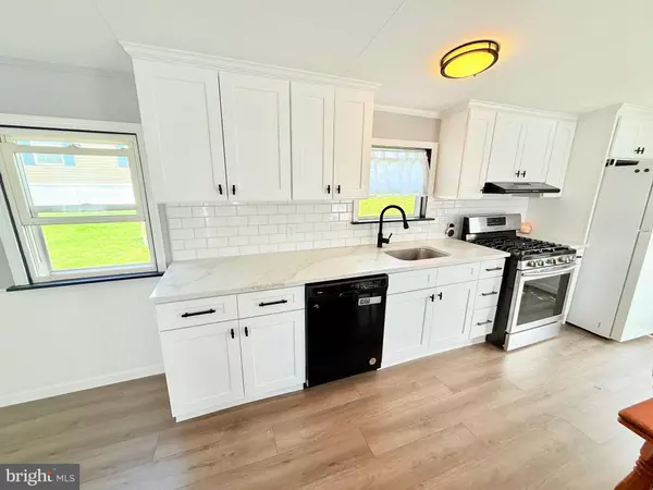 Norristown, PA 19403,38 CLARA ST