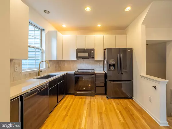 Delanco, NJ 08075,70 RIVER LN