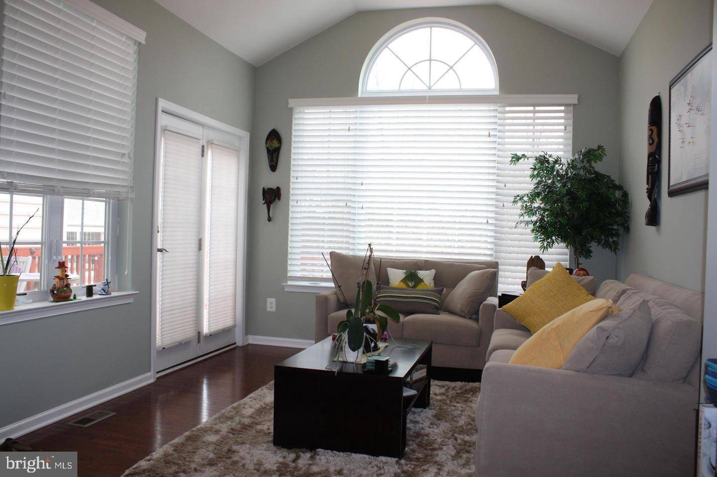 Chantilly, VA 20152,25582 CREEKMORE TER