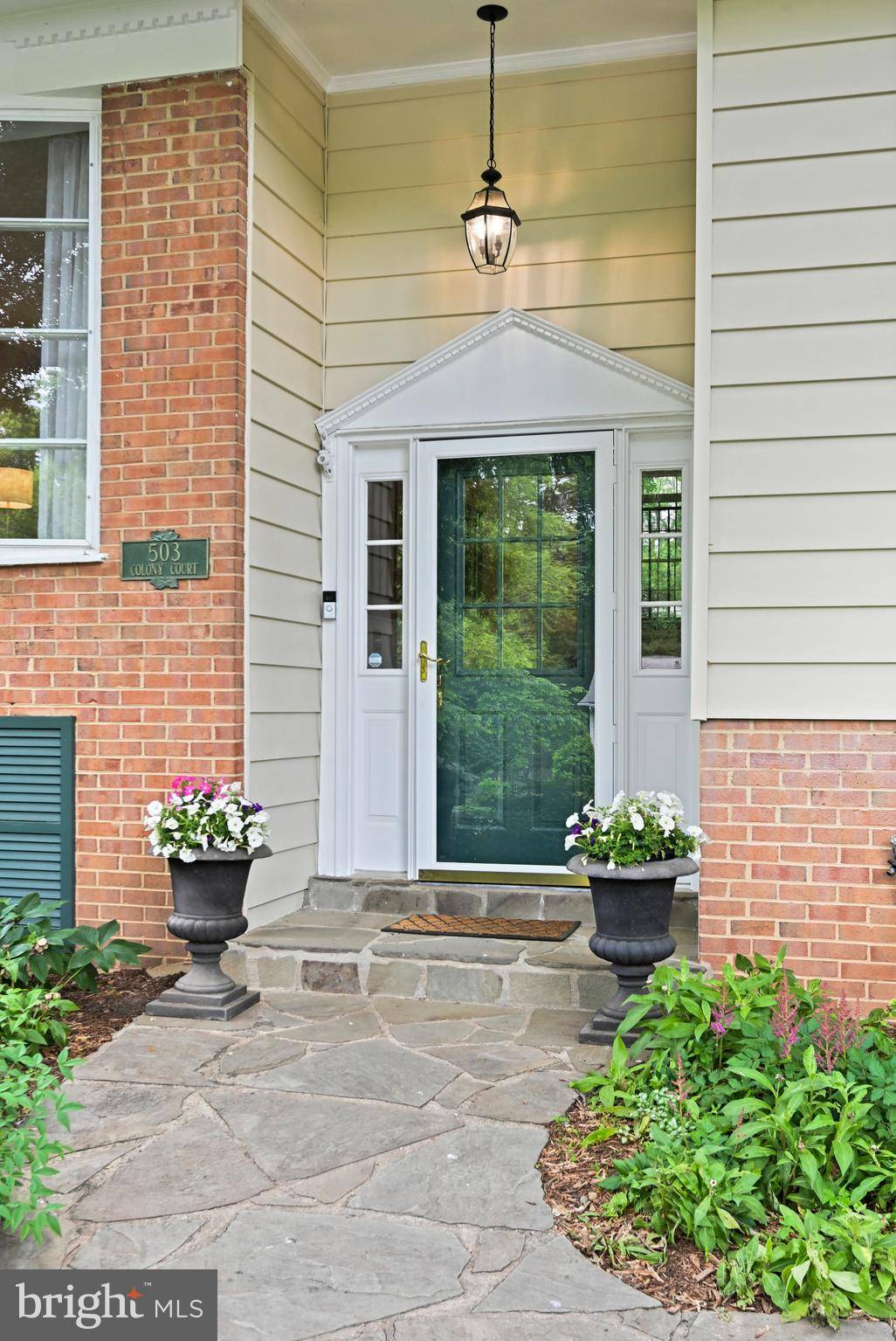 Vienna, VA 22180,503 COLONY CT NW