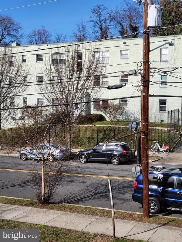 Washington, DC 20019,4800 C ST SE #104