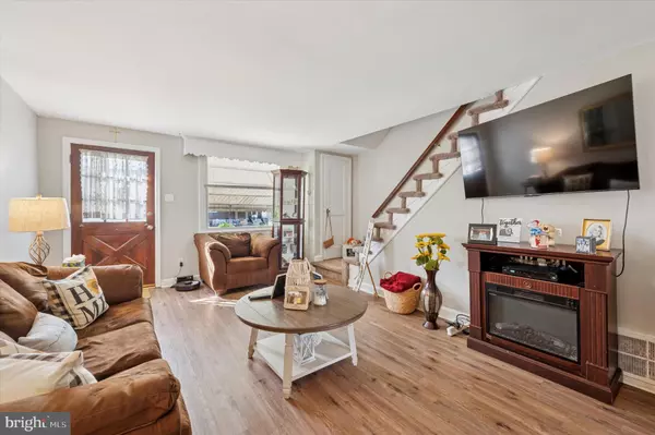 Clifton Heights, PA 19018,109 ACADEMY RD