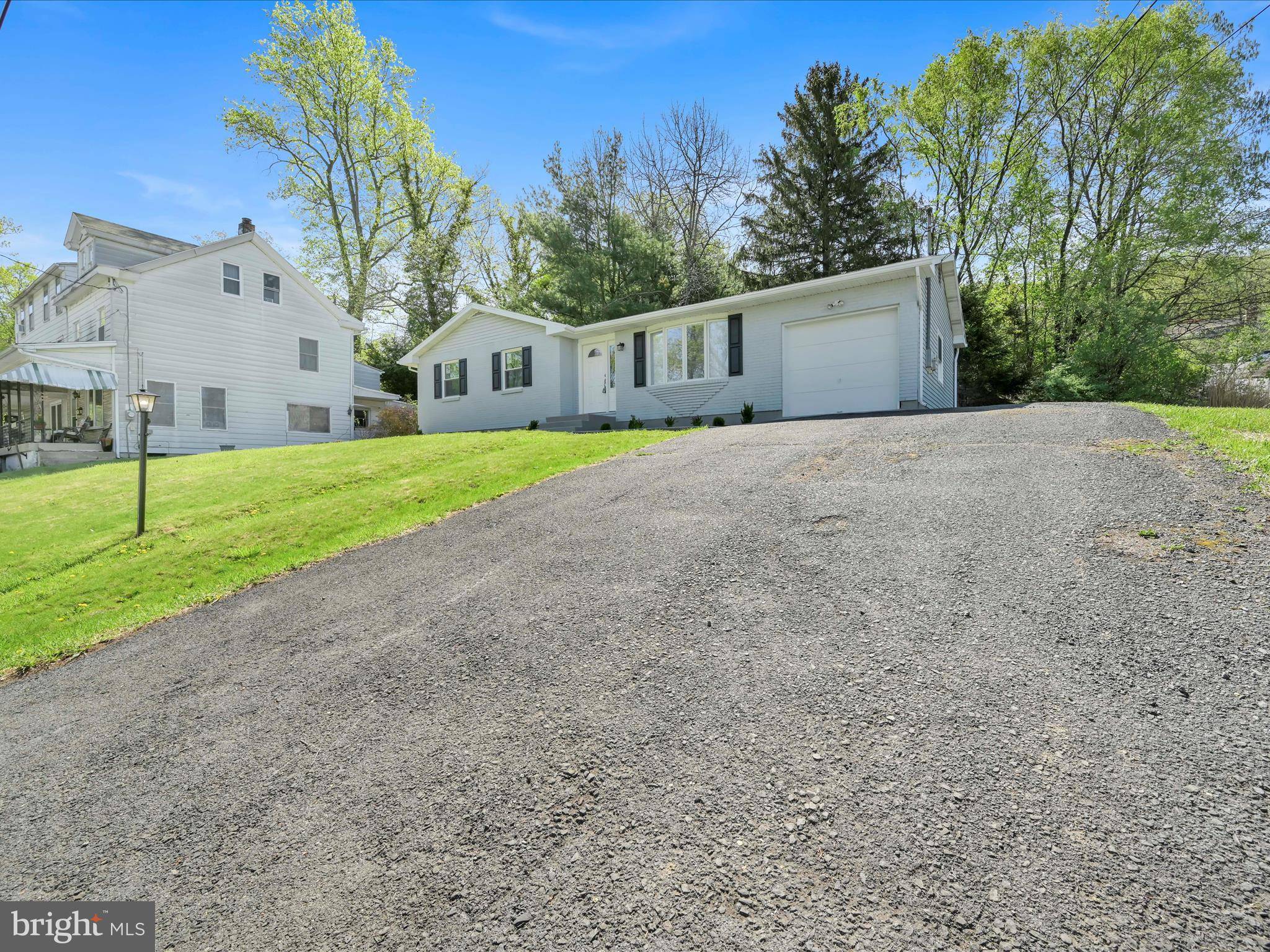 Pottsville, PA 17901,2279 MAHANTONGO ST