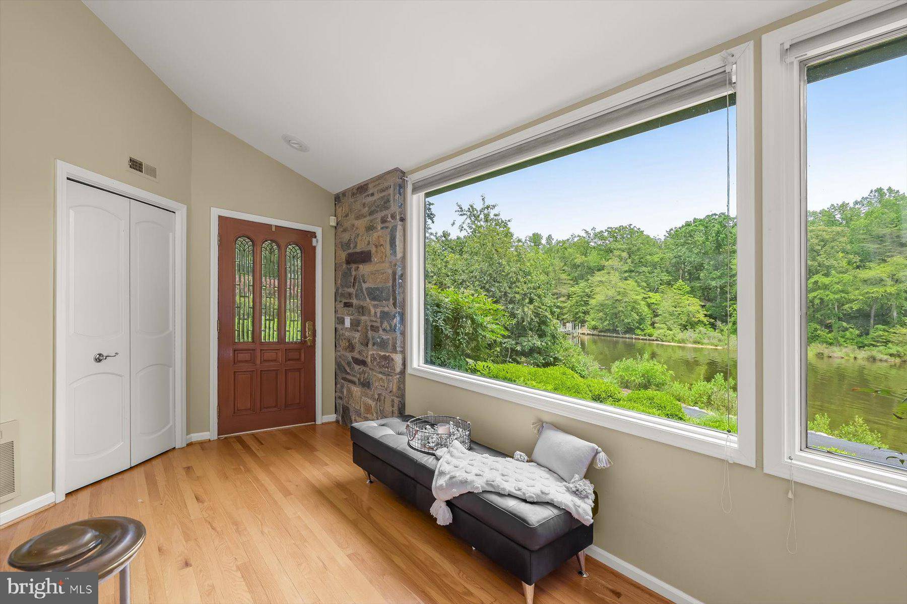 Severna Park, MD 21146,601 LAKELAND RD S