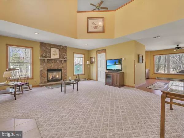 Albrightsville, PA 18210,76 THOMAS LN