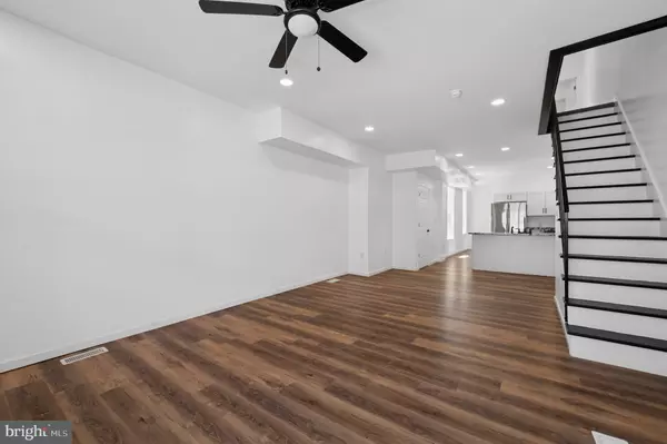 5321 UPLAND ST, Philadelphia, PA 19143