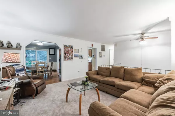 Manassas, VA 20111,11039 TIMBERVIEW DR